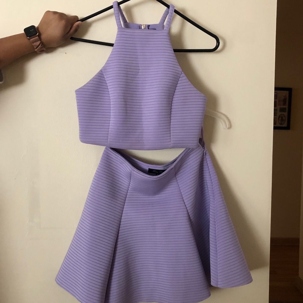 Honey Punch lavender crop top and skirt set size M